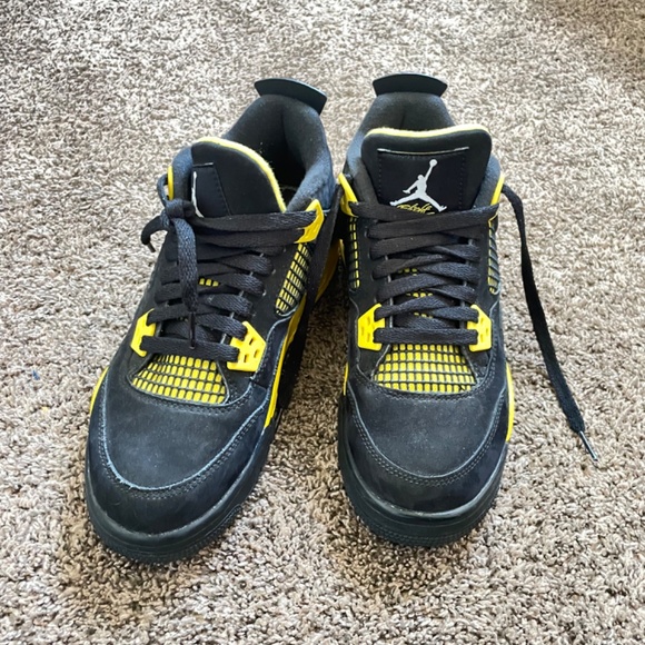 Jordan 4 - Picture 5 of 7